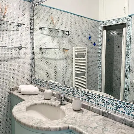 Peace Nest Dei Marmi Appartement